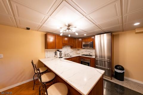 20 Stuckler Ln, Wayne, NJ 07470 photo 23