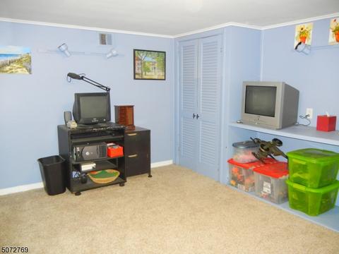 76 Audrey Pl, Dover, NJ 07801 photo 16