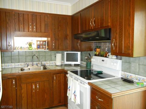 76 Audrey Pl, Dover, NJ 07801 photo 8