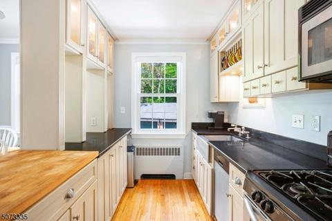 417 Morris Ave UNIT 23, Summit, NJ 07901 photo 8