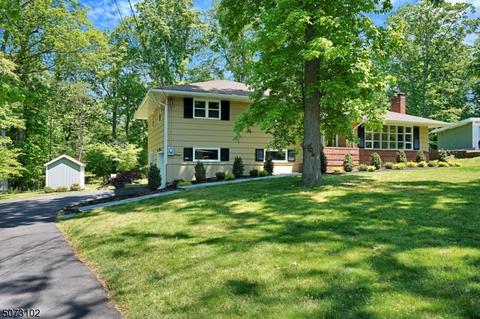350 Timber Dr, Berkeley Heights, NJ 07922 photo 1