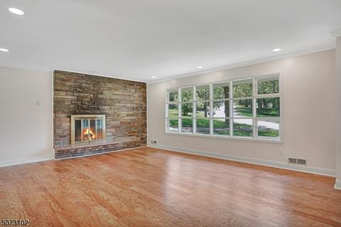 350 Timber Dr, Berkeley Heights, NJ 07922 photo 5