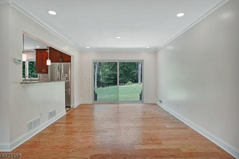 350 Timber Dr, Berkeley Heights, NJ 07922 photo 14