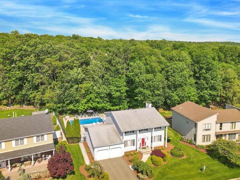 73 Point View Pkwy, Wayne, NJ 07470 photo 2