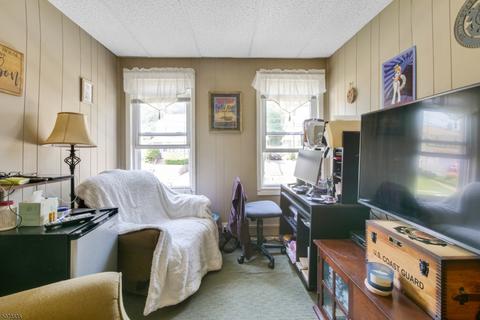 22 Forest Ave, Nutley, NJ 07110 photo 12