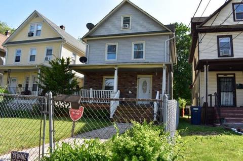 332 Bergen St, Plainfield, NJ 07063 photo 1