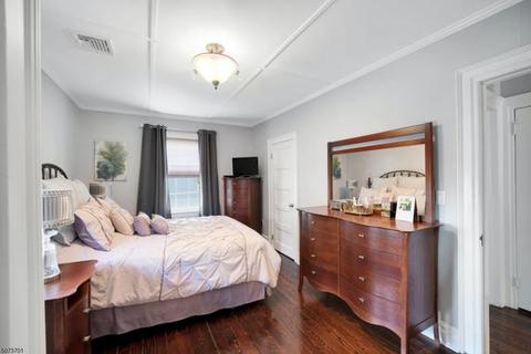 40 Wayne Pl, Nutley, NJ 07110 photo 6