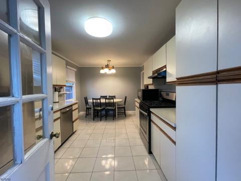 611 Summit Rd, Union, NJ 07083 photo 9