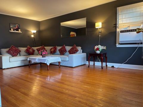 611 Summit Rd, Union, NJ 07083 photo 2