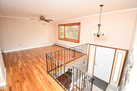 3 Valley Rd, Stanhope, NJ 07874 photo 9
