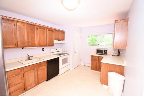 3 Valley Rd, Stanhope, NJ 07874 photo 3