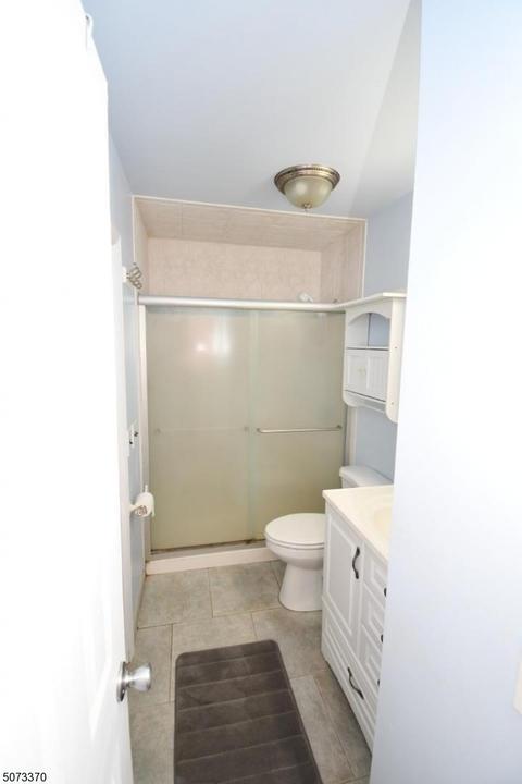 3 Valley Rd, Stanhope, NJ 07874 photo 14