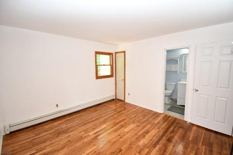 3 Valley Rd, Stanhope, NJ 07874 photo 10