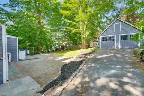 40 Forest Dr, Bloomfield, NJ 07003 photo 18