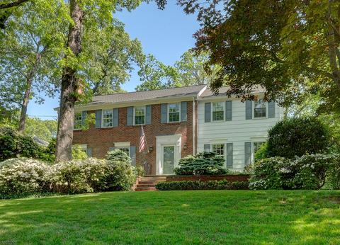 32 Greenbriar Dr, Summit, NJ 07901 photo 1
