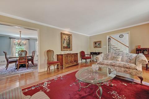 32 Greenbriar Dr, Summit, NJ 07901 photo 4