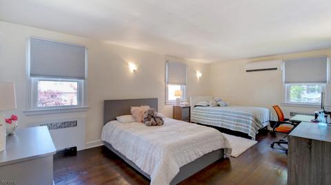 35 Schaefer Rd, Maplewood, NJ 07040 photo 13