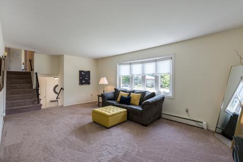 14 Crescent Rd, Wanaque, NJ 07465 photo 6