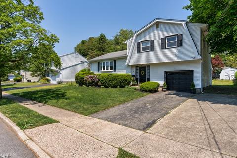 14 Crescent Rd, Wanaque, NJ 07465 photo 2