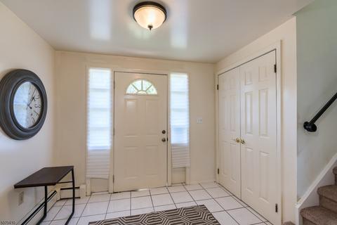 14 Crescent Rd, Wanaque, NJ 07465 photo 3