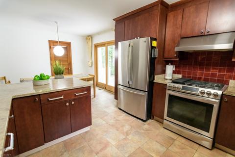 68 Wendt Ln, Wayne, NJ 07470 photo 14