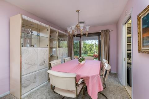 86 Post Cir, Clark, NJ 07066 photo 10