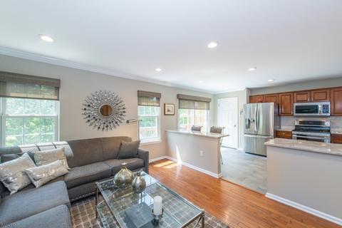 235 Warbler Dr, Wayne, NJ 07470 photo 6