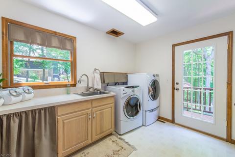 39 Pheasant Run, Kinnelon, NJ 07405 photo 11