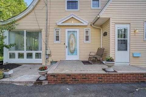 141 Pemberton Ave, Plainfield, NJ 07060 photo 2