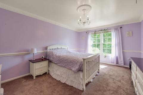 899 Valley Rd, Wayne, NJ 07470 photo 14