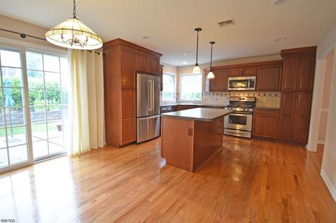 51 Park Ave, Summit, NJ 07901 photo 2