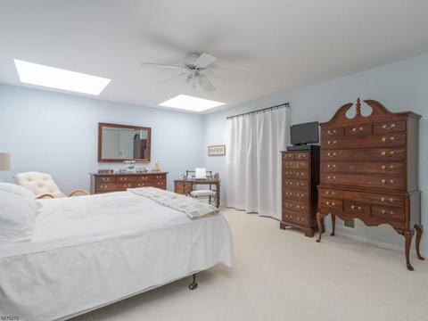 40 Grove Ter, Summit, NJ 07901 photo 11