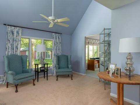 40 Grove Ter, Summit, NJ 07901 photo 3