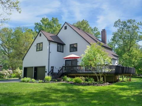 40 Grove Ter, Summit, NJ 07901 photo 1