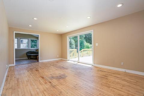 12 Blossom Rd, Hampton, NJ 08827 photo 7