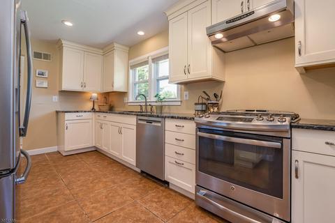 12 Blossom Rd, Hampton, NJ 08827 photo 3