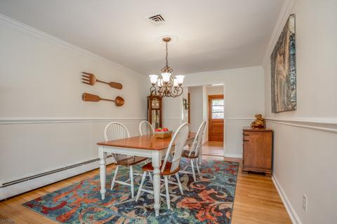 7 Circle Dr, Flemington, NJ 08822 photo 4