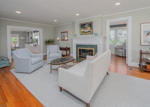 43 Locust Dr, Summit, NJ 07901 photo 4