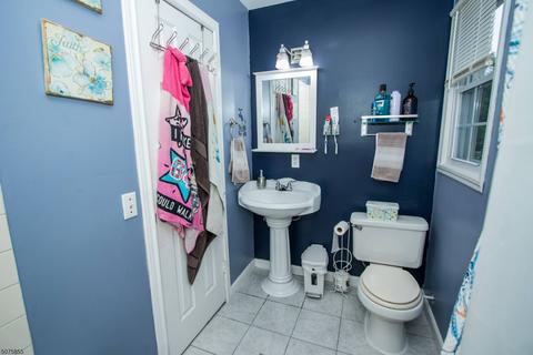 956 Melrose Pl, Plainfield, NJ 07063 photo 15