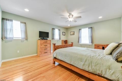 18 Cardinal Way, Wayne, NJ 07470 photo 14
