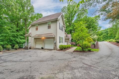 3 Michael Dr, Hackettstown, NJ 07840 photo 2