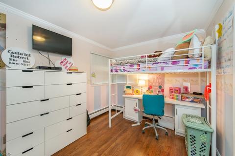 25 Jerome Pl, Wayne, NJ 07470 photo 13