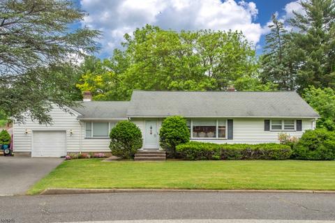 25 Jerome Pl, Wayne, NJ 07470 photo 1