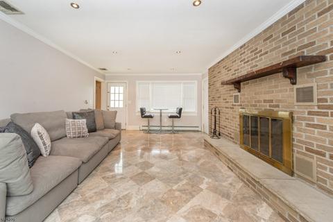 25 Jerome Pl, Wayne, NJ 07470 photo 6