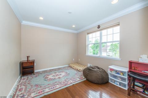 8 Farm View Ct, Wayne, NJ 07470 photo 11