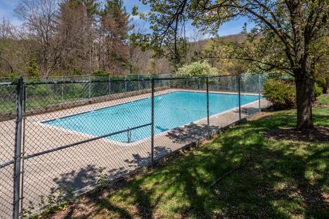 71 Overlook Dr, Hackettstown, NJ 07840 photo 19