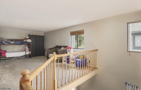 71 Overlook Dr, Hackettstown, NJ 07840 photo 10