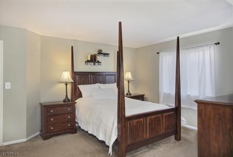 71 Overlook Dr, Hackettstown, NJ 07840 photo 6