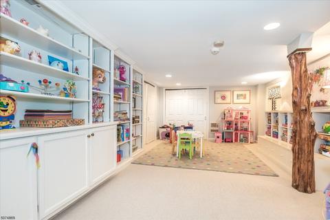 11 Myrtle Ave, Millburn, NJ 07041 photo 18
