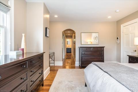 11 Myrtle Ave, Millburn, NJ 07041 photo 11